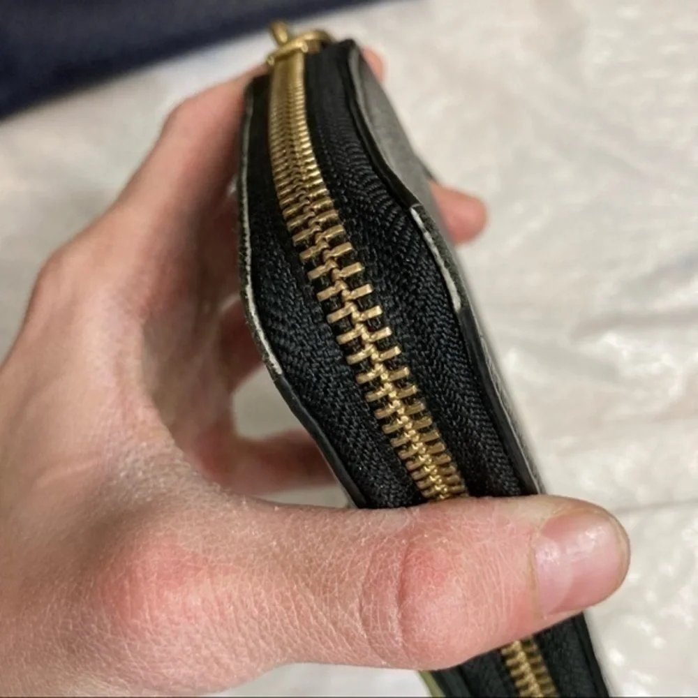 Marc by Marc jacobs black leather wristlet wallet